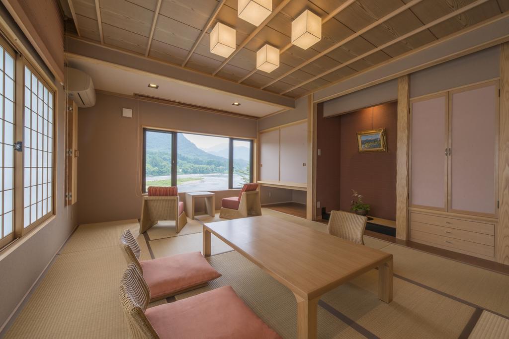 ホテルFurusawaya 阿賀野市 エクステリア 写真